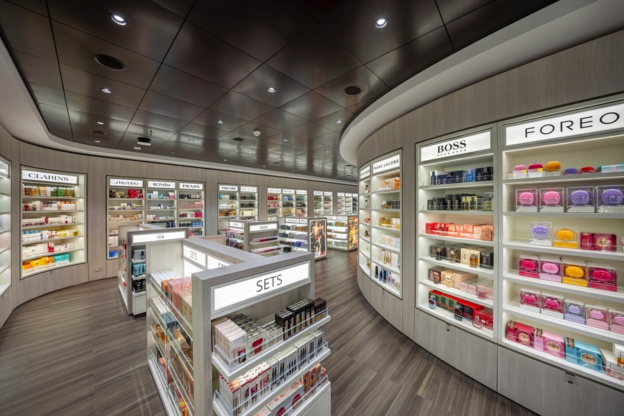MSC Cruises MSC World Europa Shopping Gallery - Ivan Sarfatti and MSC Rights 1.jpg
